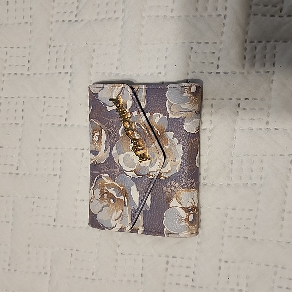 Small Flower Wallet